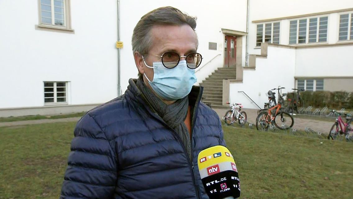 Schulleiter.JPG