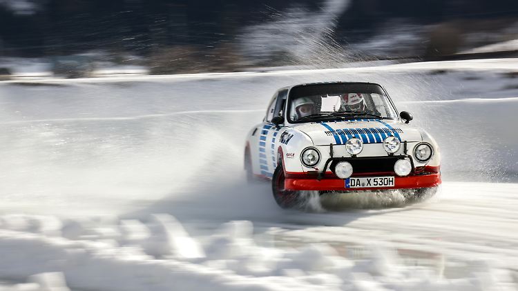 Selbst nach 40 Jahren ist der Skoda 130 RS noch eine echter Heizer auf dem Eis.