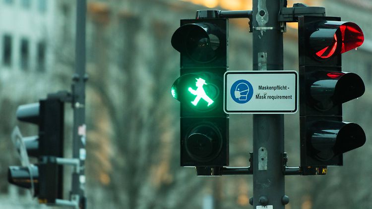 Berlin will Lockerungsstufen ab einer Inzidenz von 35 vor allem von stabilen Werten abhängig machen.