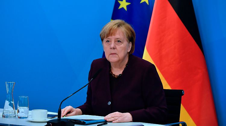 "Wir müssen vorsichtig agieren", mahnt Kanzlerin Merkel.