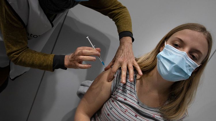 Wenn nicht genügend Patienten zum Impfen kommen, braucht es pragmatische Lösungen sagt der Stiko-Chef.
