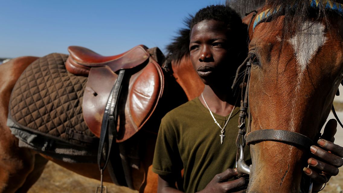 Diop mit Raissa Betty2.JPG