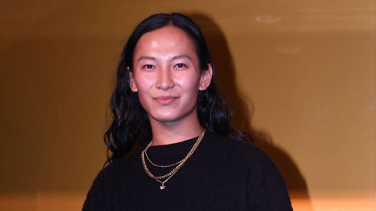 Alexander Wang weist alle Vorwürfe von sich.