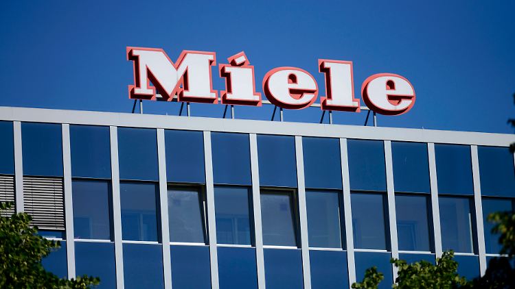 Die Mitarbeiter, die unter häusliche Quarantäne gestellt wurden, seien alle im Produktionsbereich tätig.