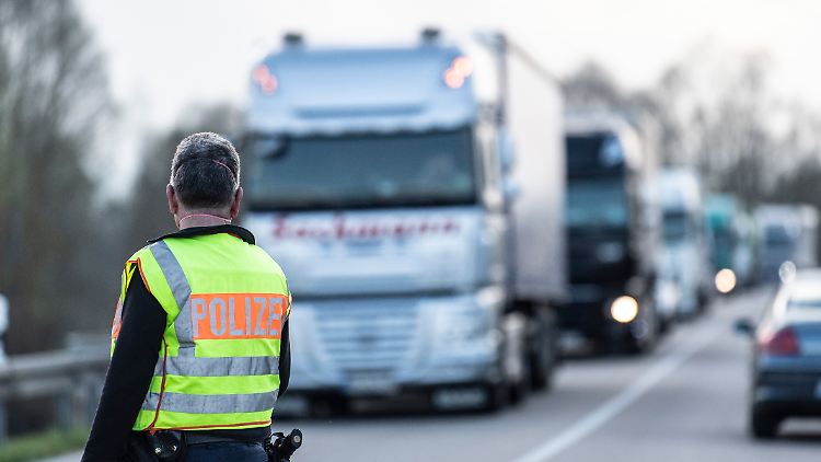 Wer aus einem Hochinzidenzgebiet nach Baden-Württemberg einreist, muss künftig länger in Quarantäne bleiben.