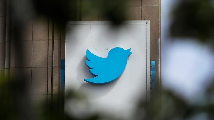 Kurzmitteilungen bleiben Twitters wichtigste Funktion. Das Tweet-Limit von 140 Zeichen wurde schon 2017 erhöht.