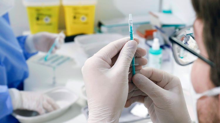 Bisher gibt's die Immunisierung nur in Impfzentren.