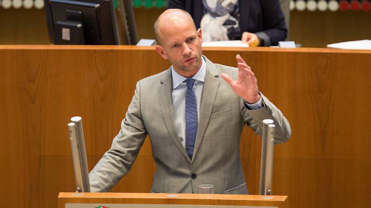 Sein Landtagsmandat behält Bombis.