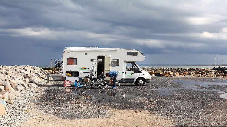 Kein billiges Vergnügen: Angesichts von Preisen zwischen 50.000 und 100.000 Euro je Caravan zeigt sich die Branche vom Boom überrascht.