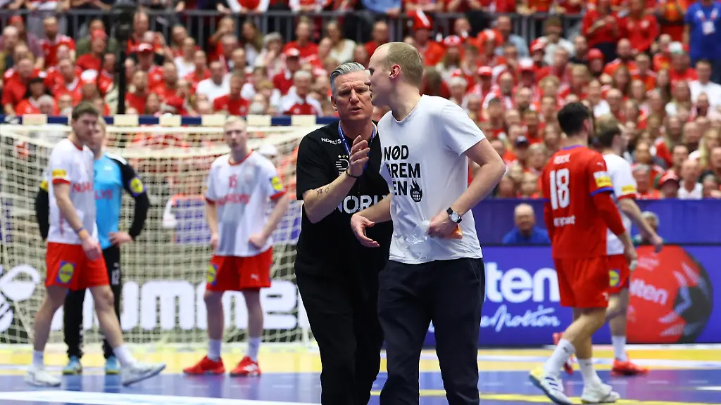 a463e73d6d93648d90a7ab0a6ed0e234