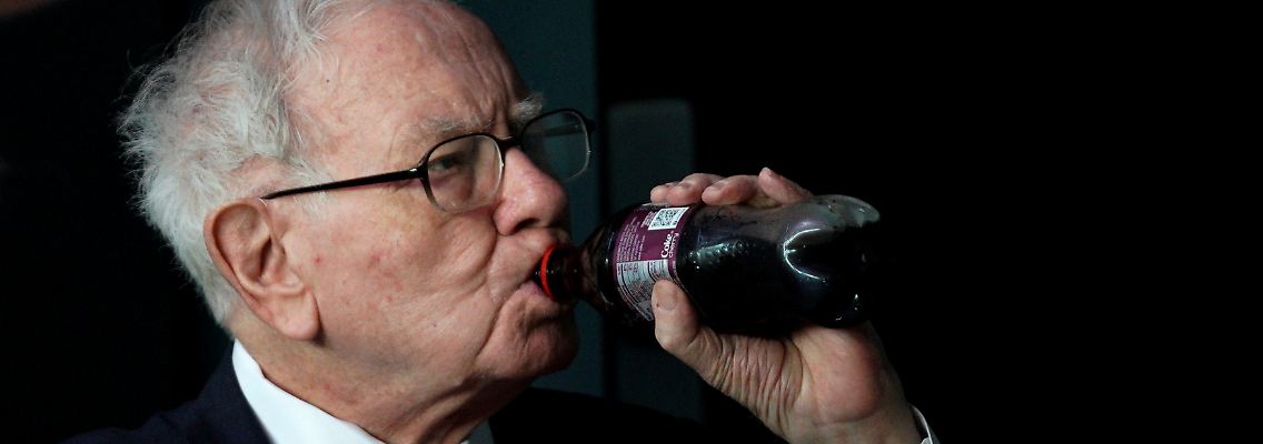 2018-05-06T194220Z_808311535_RC1B27A78250_RTRMADP_3_BERKSHIRE-BUFFETT.JPG