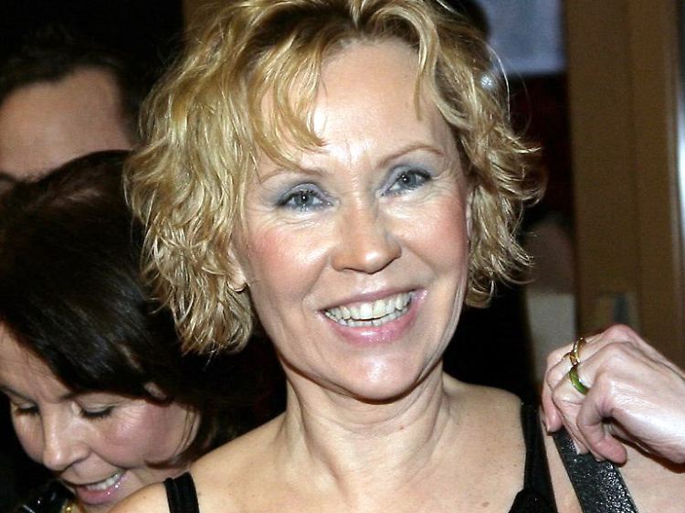 Agnetha Fältskog 2005 vor der Premiere des Musicals "Mamma Mia" in London.