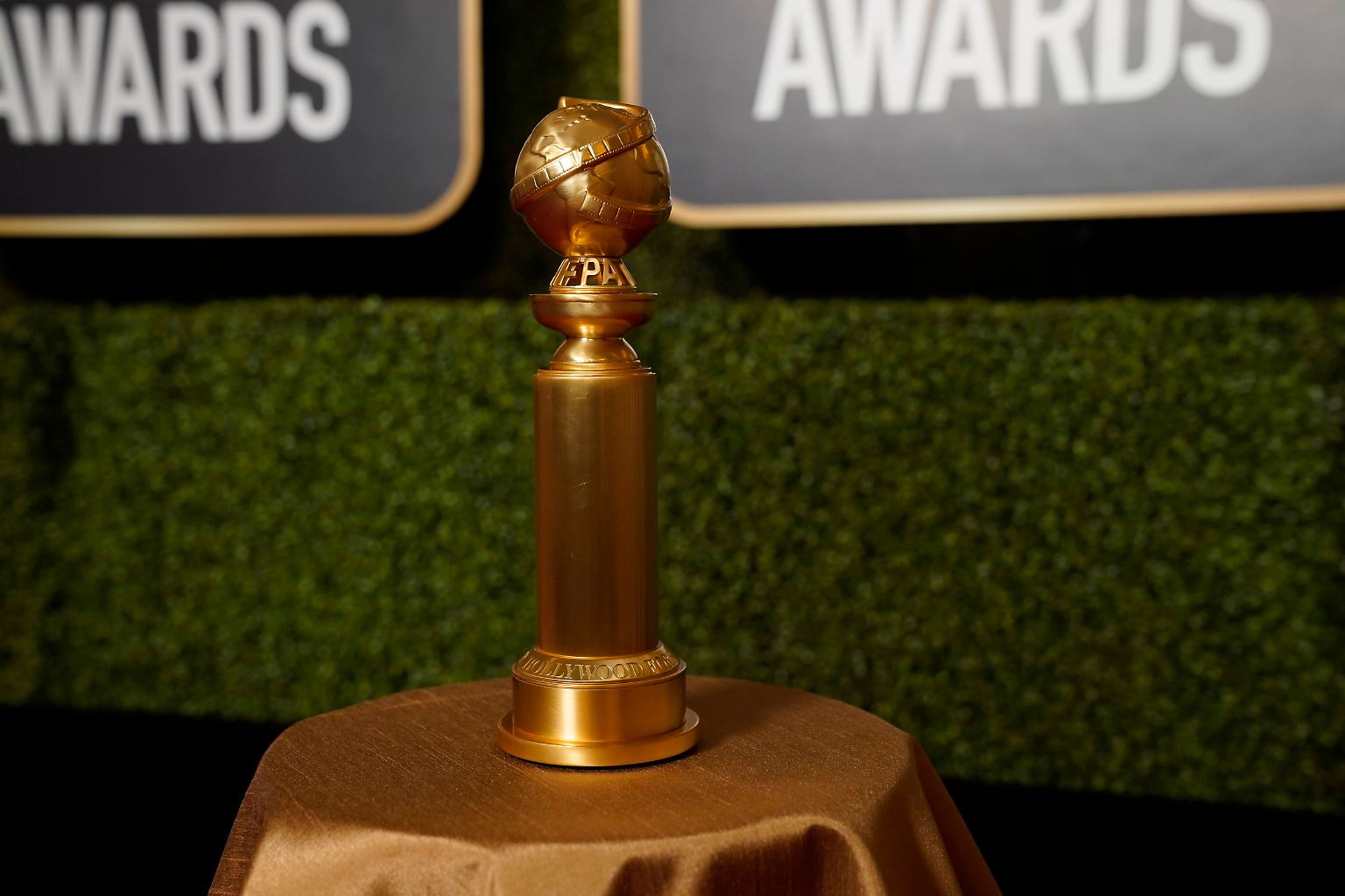 In der Nacht zum 1. März wurden zum 78. Mal die Golden Globes verliehen. Wegen der Corona-Pandemie lief in diesem Jahr allerdings einiges anders. Die meisten ...