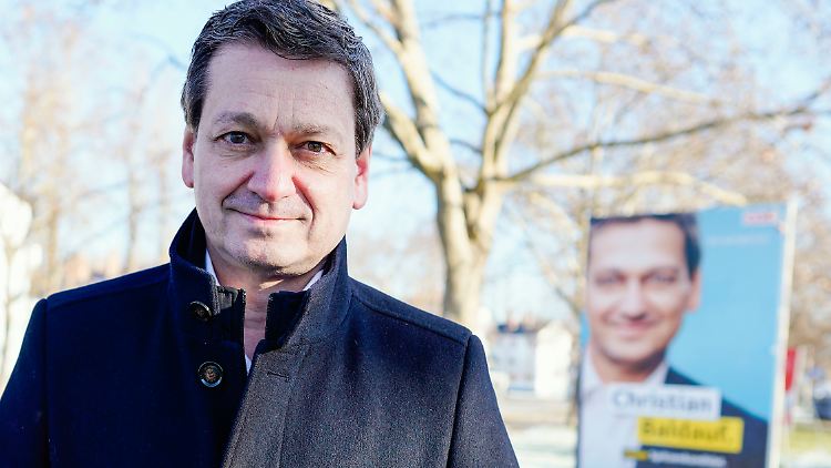 Baldaufs CDU führt - doch die Corona-Pandemie erschwert den Wahlkampf.