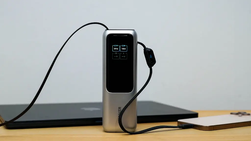 Anker-Powerbank-25K-165W-Test-6-von-5