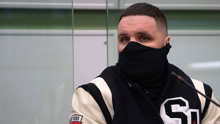 Kommt zumindest vorerst um eine Haftstrafe herum: Rapper Fler (am 15. Januar vor Gericht).