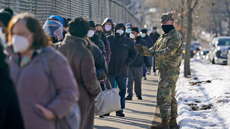 In der Millionenmetropole bekamen bereits 15 Prozent der Menschen die erste Impfdosis verabreicht. 