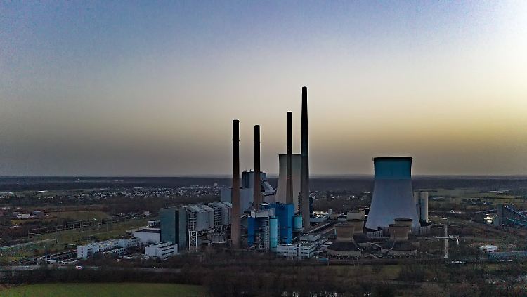 Uniper schüttet rund eine halbe Milliarde Euro an die Anleger aus.