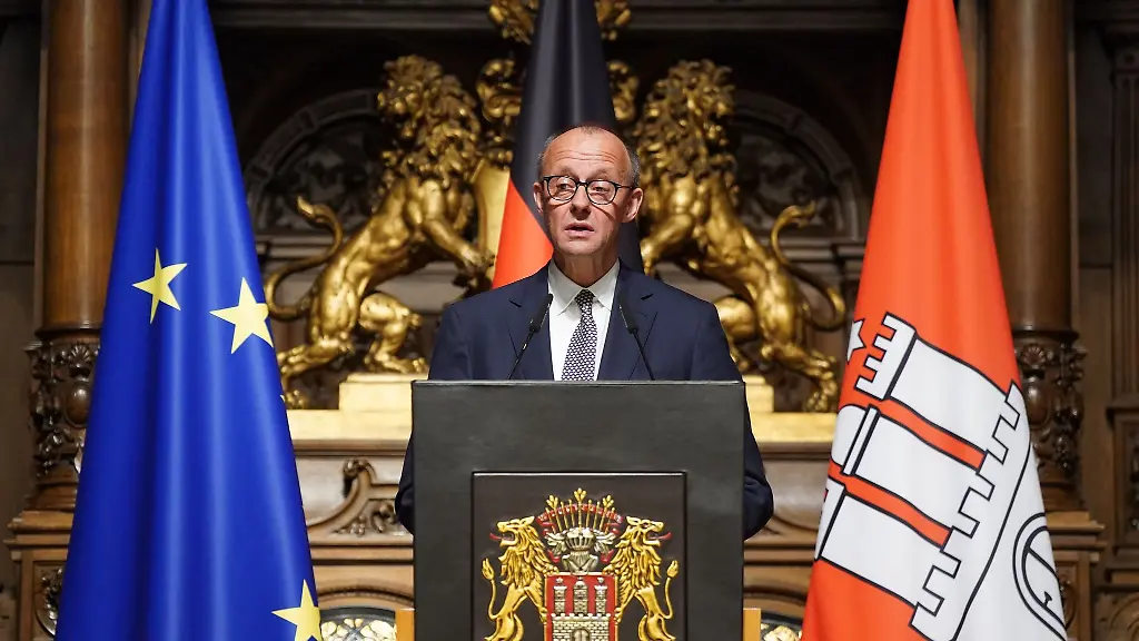 CDU-Chef-und-Kanzlerkandidat-Friedrich-Merz-will-das-Ehrenamt-in-Deutschland-staerken