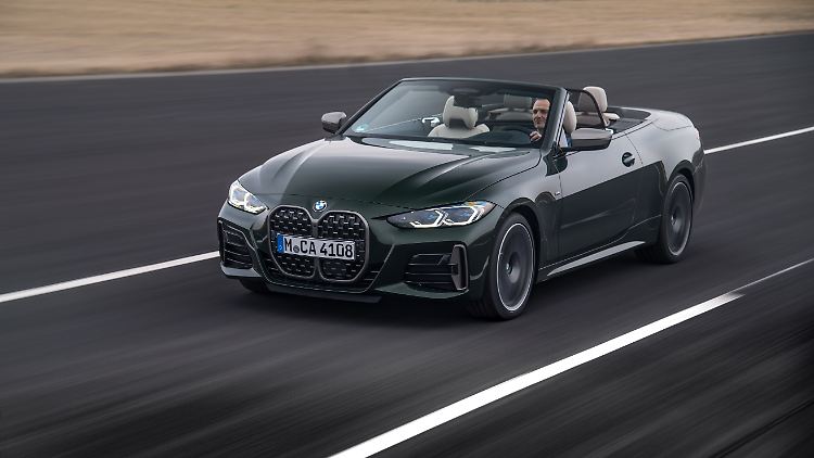 Optisch mit großer Niere aufgewertet geht das BMW 4er Cabrio an den Start. In seiner momentan potentesten Form als M440i Drive.