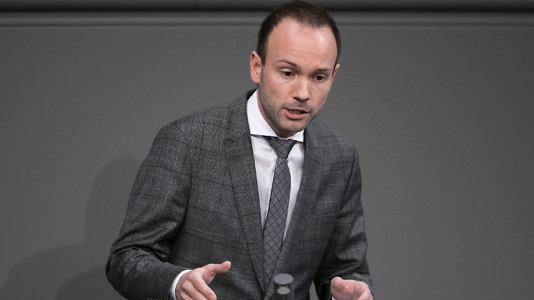 Nikolas Löbel gesteht Fehler ein.