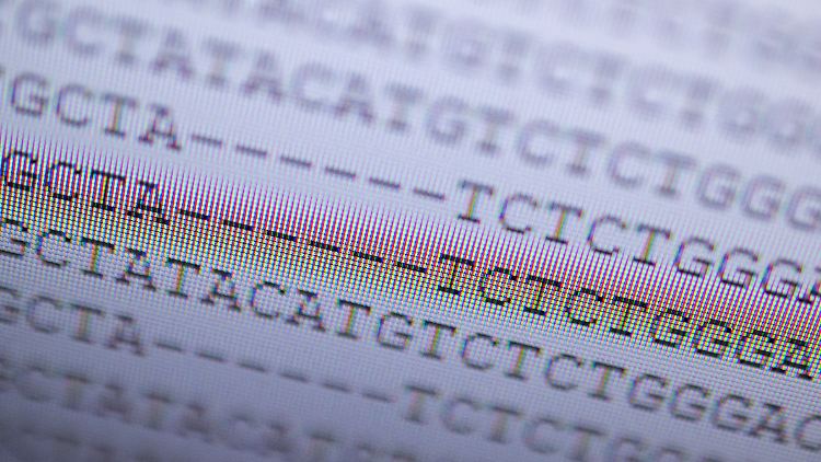 Inzwischen werden in Deutschland regelmäßig Testproben sequenziert, um Mutationen zu entdecken.