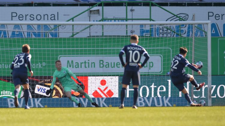 Robert Zulj schoss den VfL Bochum ein gutes Stück näher in Richtung Fußball-Bundesliga.