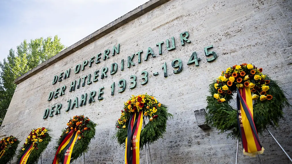 Die-Gedenkstaette-Ploetzensee-erinnert-an-den-Widerstand-gegen-Adolf-Hitler-und-die-Nationalsozialisten-Archivbild