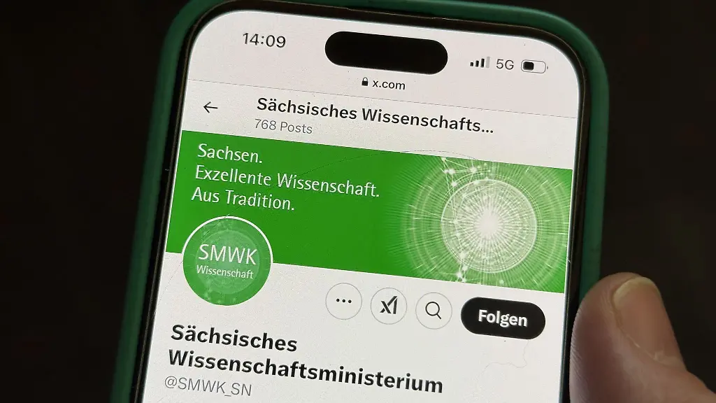 Saechsische-Ministerien-und-Einrichtungen-ueberpruefen-ihre-Social-Media-Strategien-auf-X