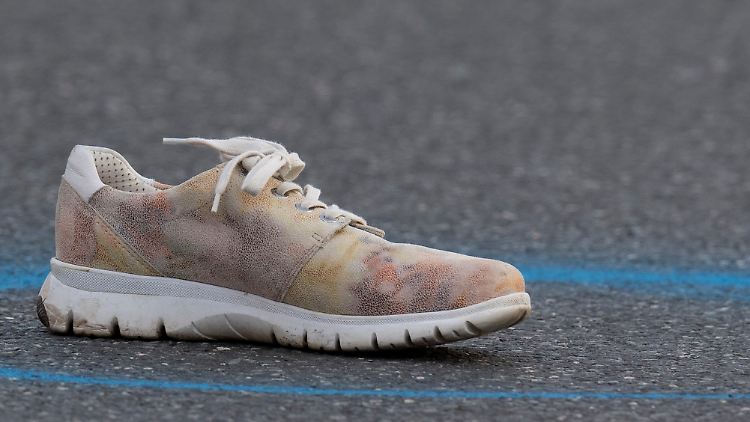 In Limburg tötete ein Mann im Oktober 2019 seine von ihm getrennt lebende Frau auf offener Straße.