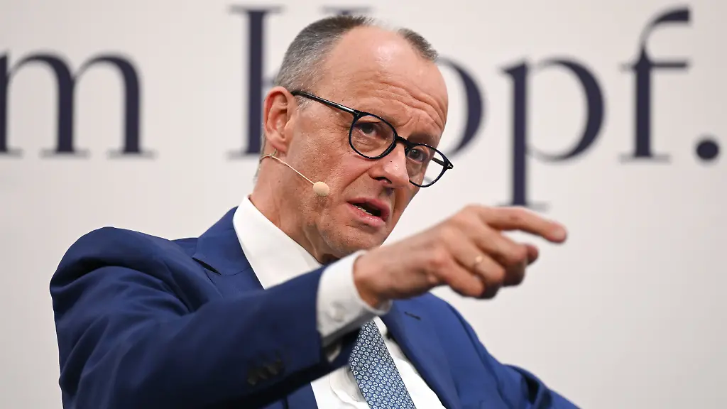 2221d83a73faebe1b05f729a2166814d