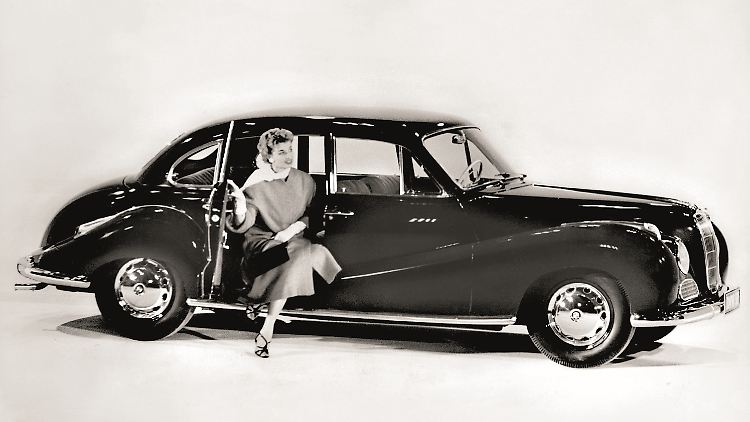 Die technischen Neuerungen und der Luxus ließen den Preis des BMW 501 in ungeahnte Höhen schnellen.