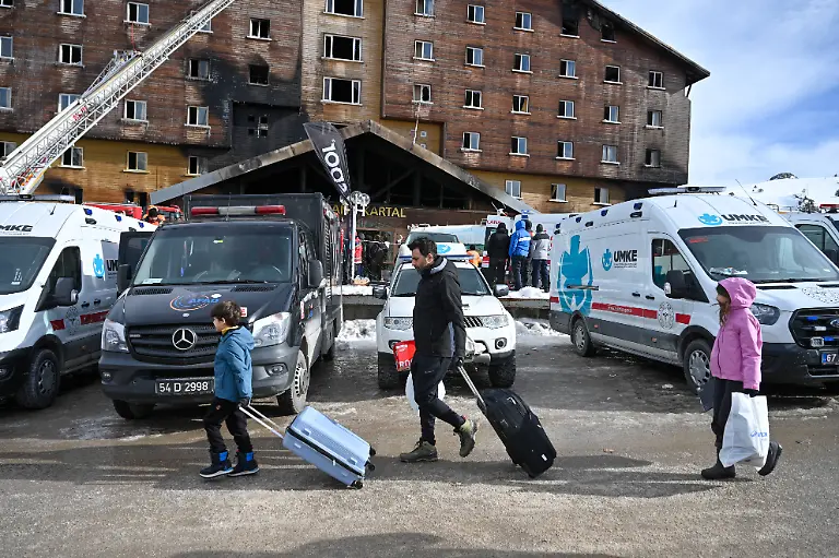 epi-224816027-IMAGO-SP-imago-st-0121-21470009-0796575918-jpg-Death-Toll-Rises-To