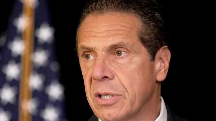 Der New Yorker Gouverneur Cuomo lehnt seinen Rücktritt weiter ab.