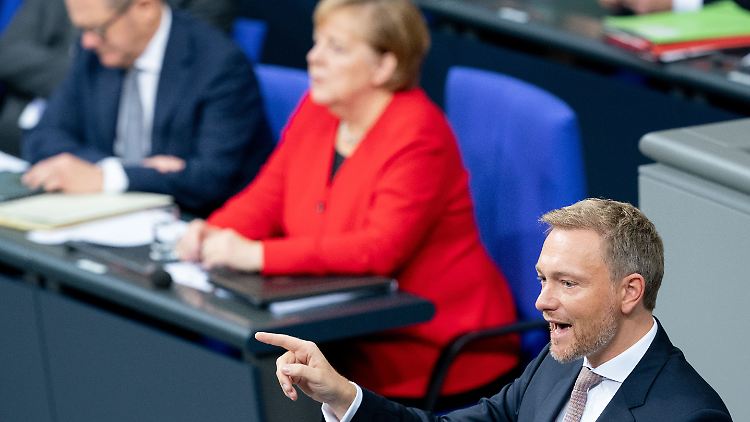 Die Amtszeit der künftigen Kanzlerinnen oder Kanzler soll auf zwei Wahlperioden beschränkt werden, fordert die FDP.