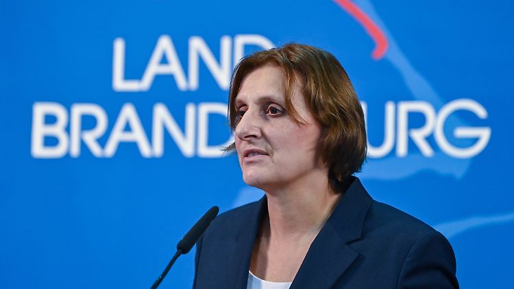 Wenn Freiwilligkeit nicht ausreicht, dann wird diese Frage diskutiert werden, sagte KMK-Vorsitzende Ernst.