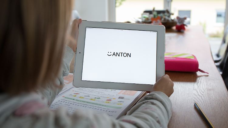 Vor- und Nachnamen sowie Klassenzugehörigkeit, Schule und Lernfortschritte hätten von außen abgegriffen werden können, haben Journalisten ermittelt.