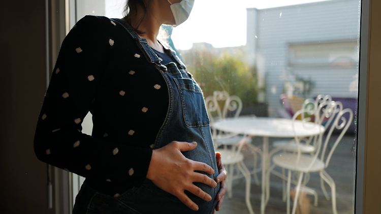 Zwölf Millionen Frauen weltweit hatten wegen Corona keinen Zugriff auf Verhütungsmittel.