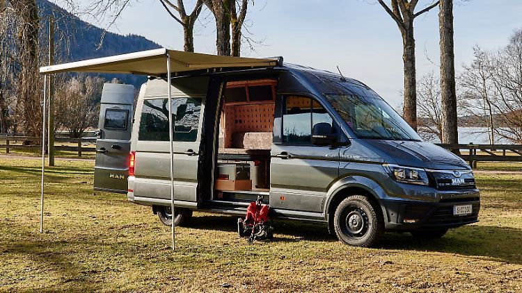 Schon aus einem schlichten Transporter kann man ein echtes Wohnmobil zaubern.