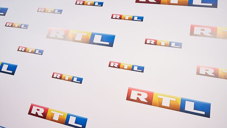Bis die Fusion wirksam wird, könne es bis Ende 2022 dauern, teilte RTL mit.