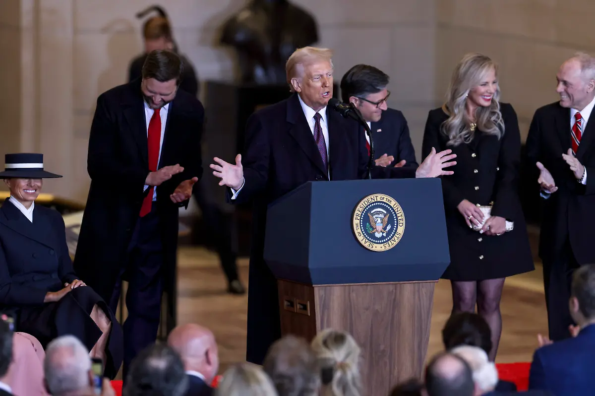 6dbc76db15d34cfa555996dc718af0bc