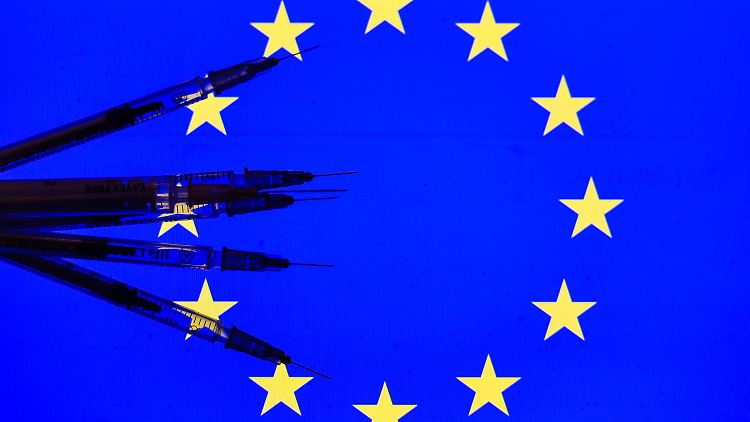 Die Niederlande sollen in Relation zur Bevölkerung bis Ende Juni doppelt so viele Impfdosen erhalten wie Kroatien. 