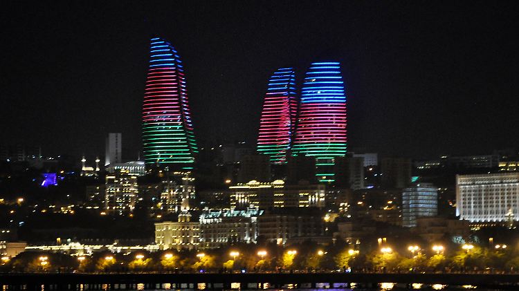 Die Skyline der aserbaidschanischen Hauptstadt Baku.