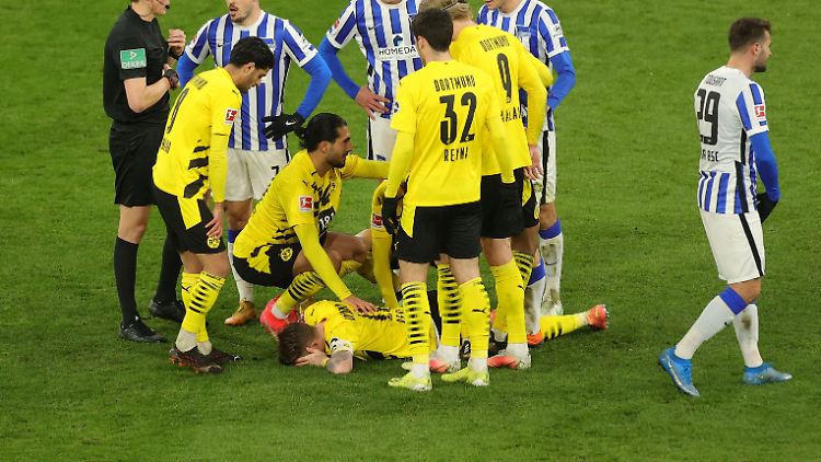 Reus kam nochmal zurück aufs Feld, ließ sich dann aber auswechseln.