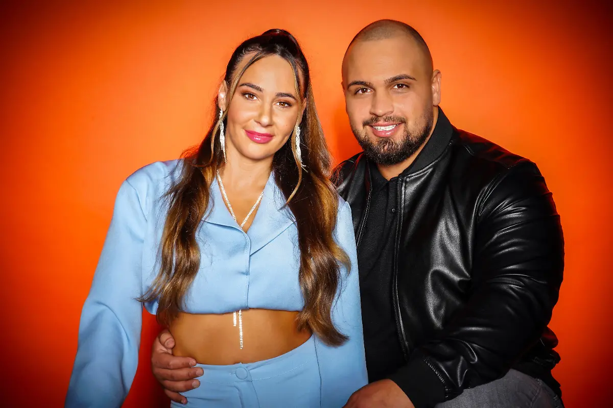 Alessia-Herren-Sommerhaus