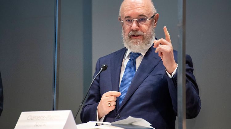 Der Impfkoordinator im österreichischen Gesundheitsministerium, Auer, räumt seinen Posten.