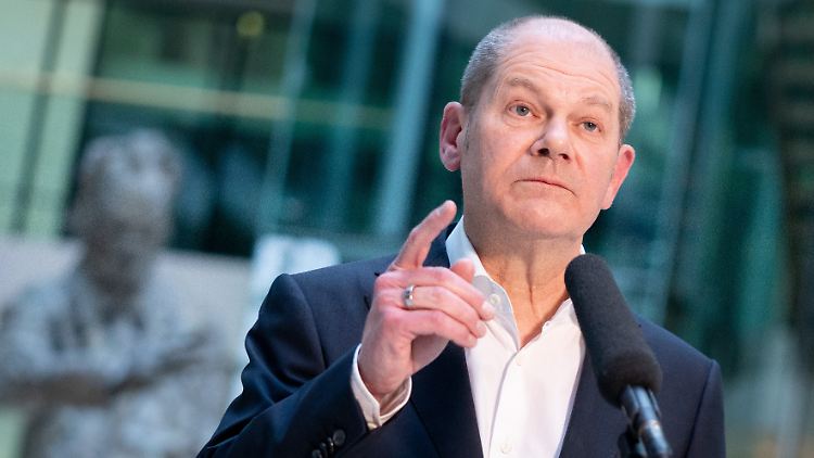 Das europäische Corona-Hilfspaket sei eine "historische Chance" für Investitionen, so Scholz.