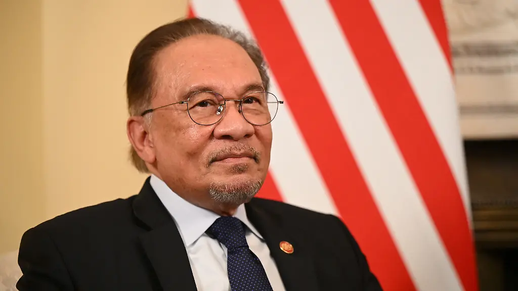 caf840288053ed2660565dff440d1e26