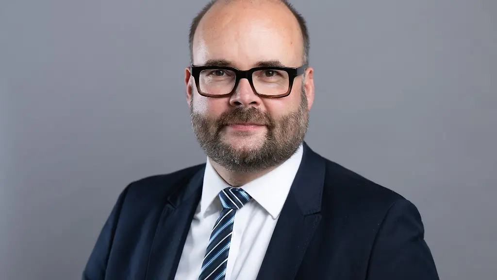 Sachsens-neuer-Finanzminister-Christian-Piwarz-CDU-will-sparen