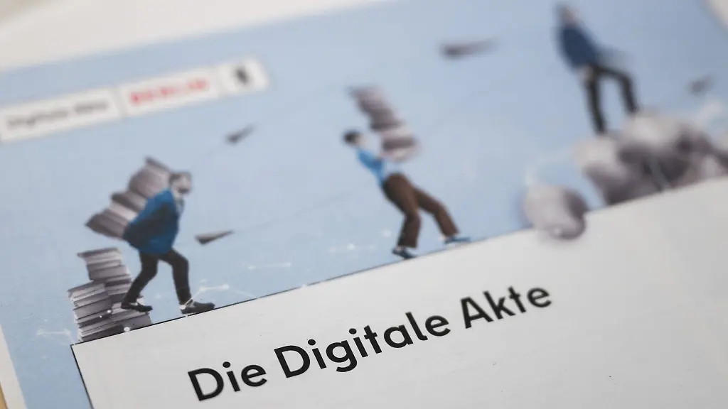 Die-meisten-Mitarbeiter-der-Berliner-Verwaltung-kennen-die-Digitale-Akte-aus-ihrem-Arbeitsalltag-noch-nicht